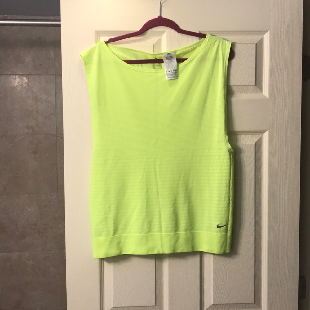 NWOT Nike Dri-Fit Running Tank XL